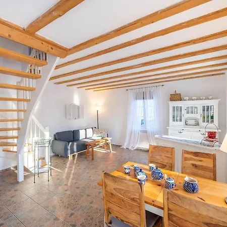 Gutshaus Krimvitz Auf Ruegen Apartment *